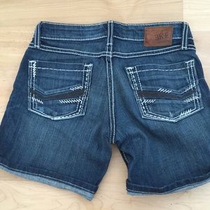 BKE Stella denim shorts size 24
